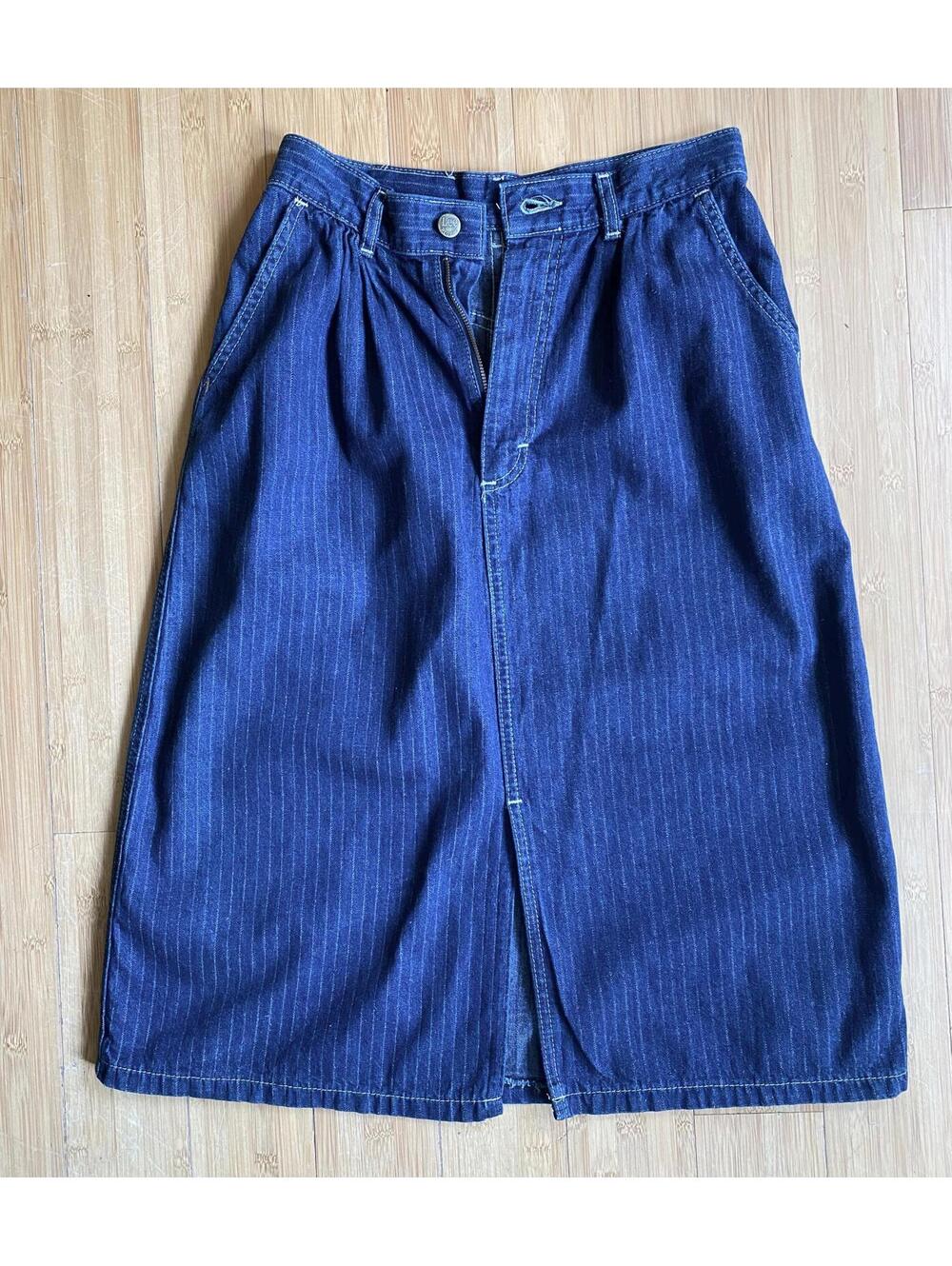 90s Vintage Lee Denim Jean Skirt Sz 9 (W 26) Blue Pinstripe Midi USA Coquette